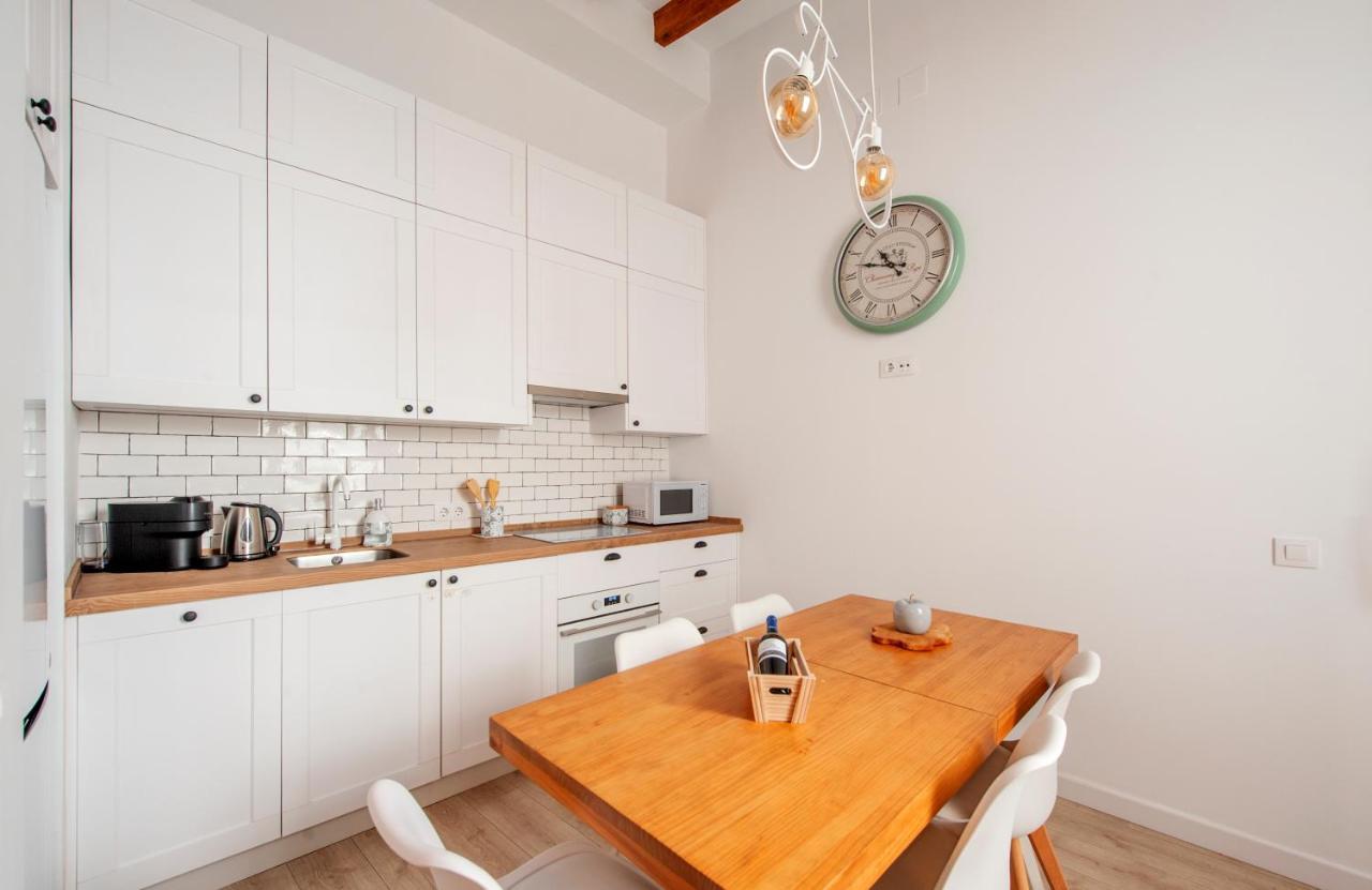 Casa Valentina Ii: Confort Y Luz En Sevilla Centro Eksteriør billede